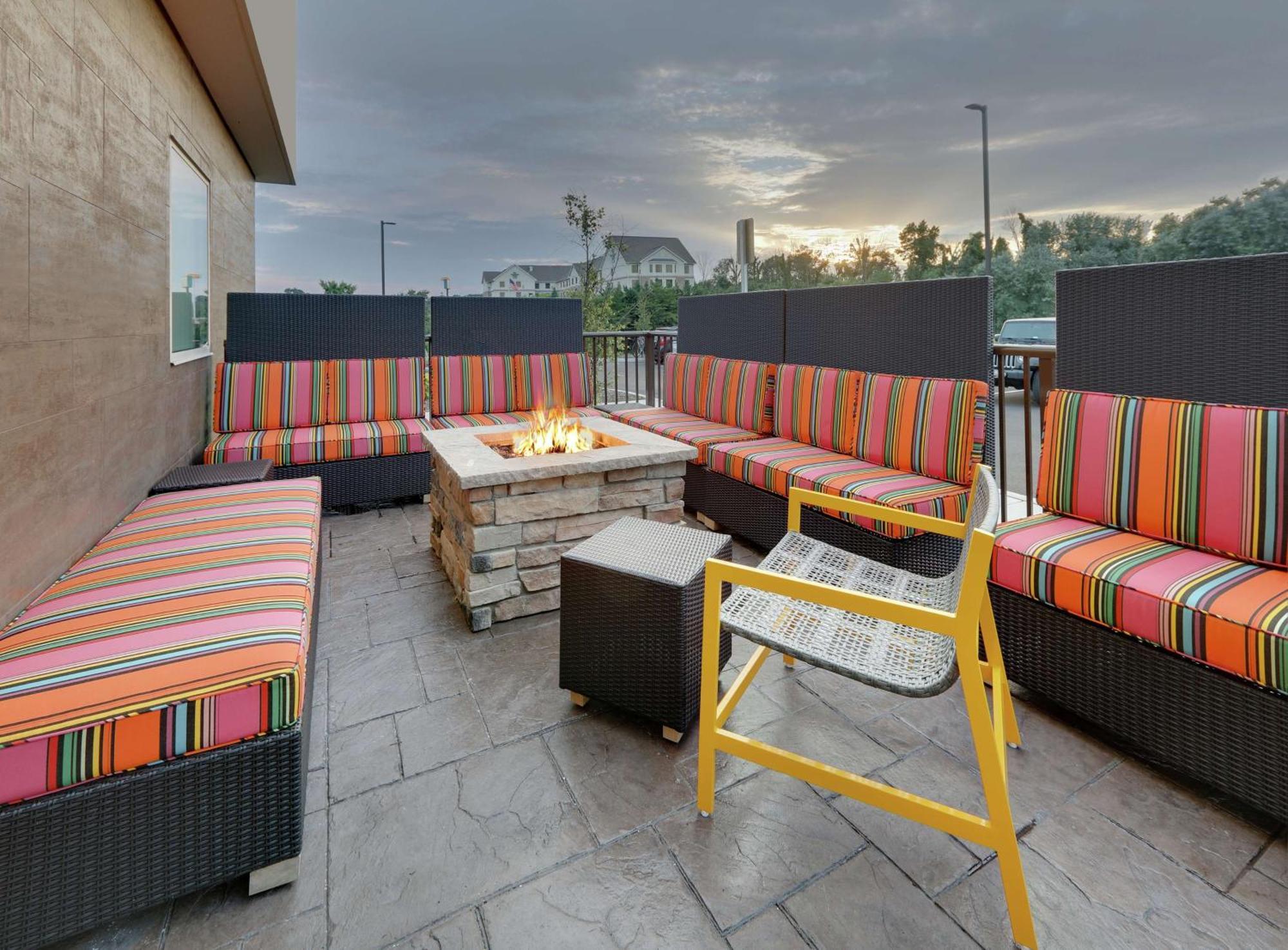 Home2 Suites By Hilton Hagerstown Εξωτερικό φωτογραφία